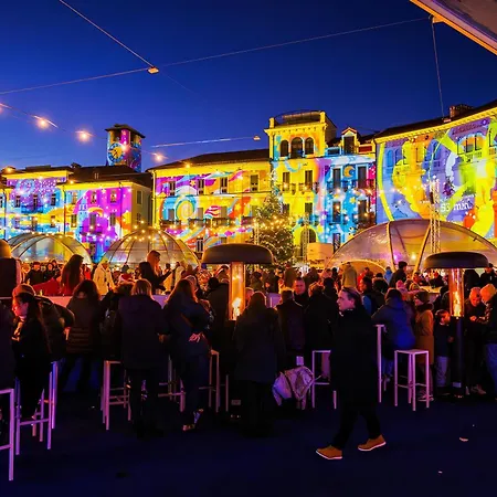 Center - Free Parking, Netflix And Wifi Apartamento Locarno