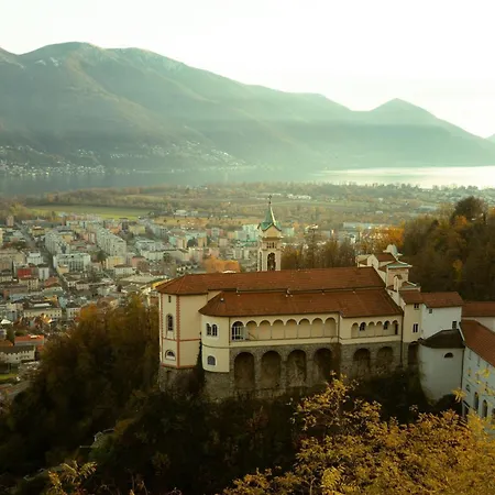 Center - Free Parking, Netflix And Wifi Apartment Locarno
